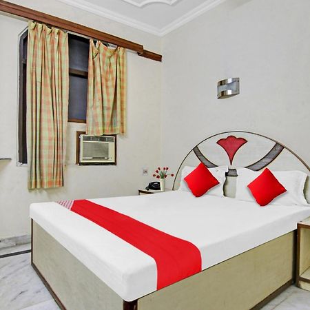 Hotel O Rak International Neu-Delhi Exterior foto